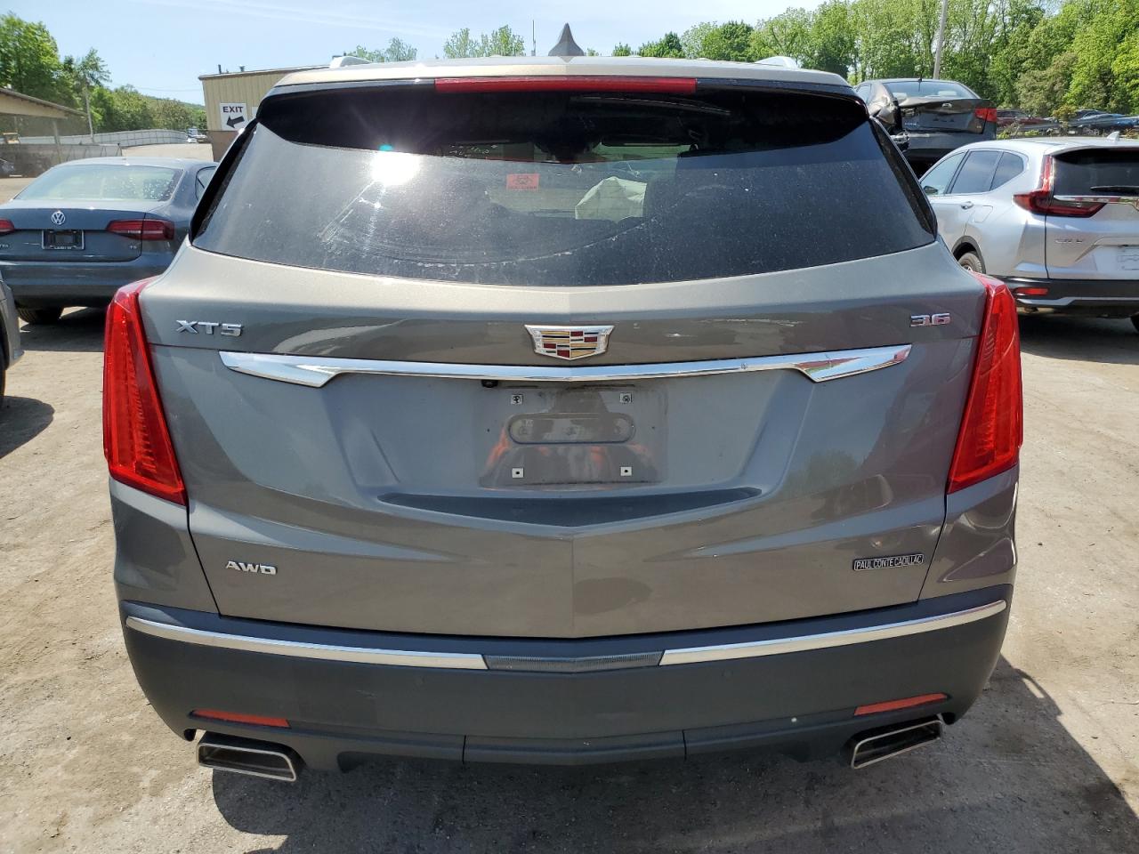 2018 Cadillac Xt5 Luxury vin: 1GYKNDRS6JZ200331