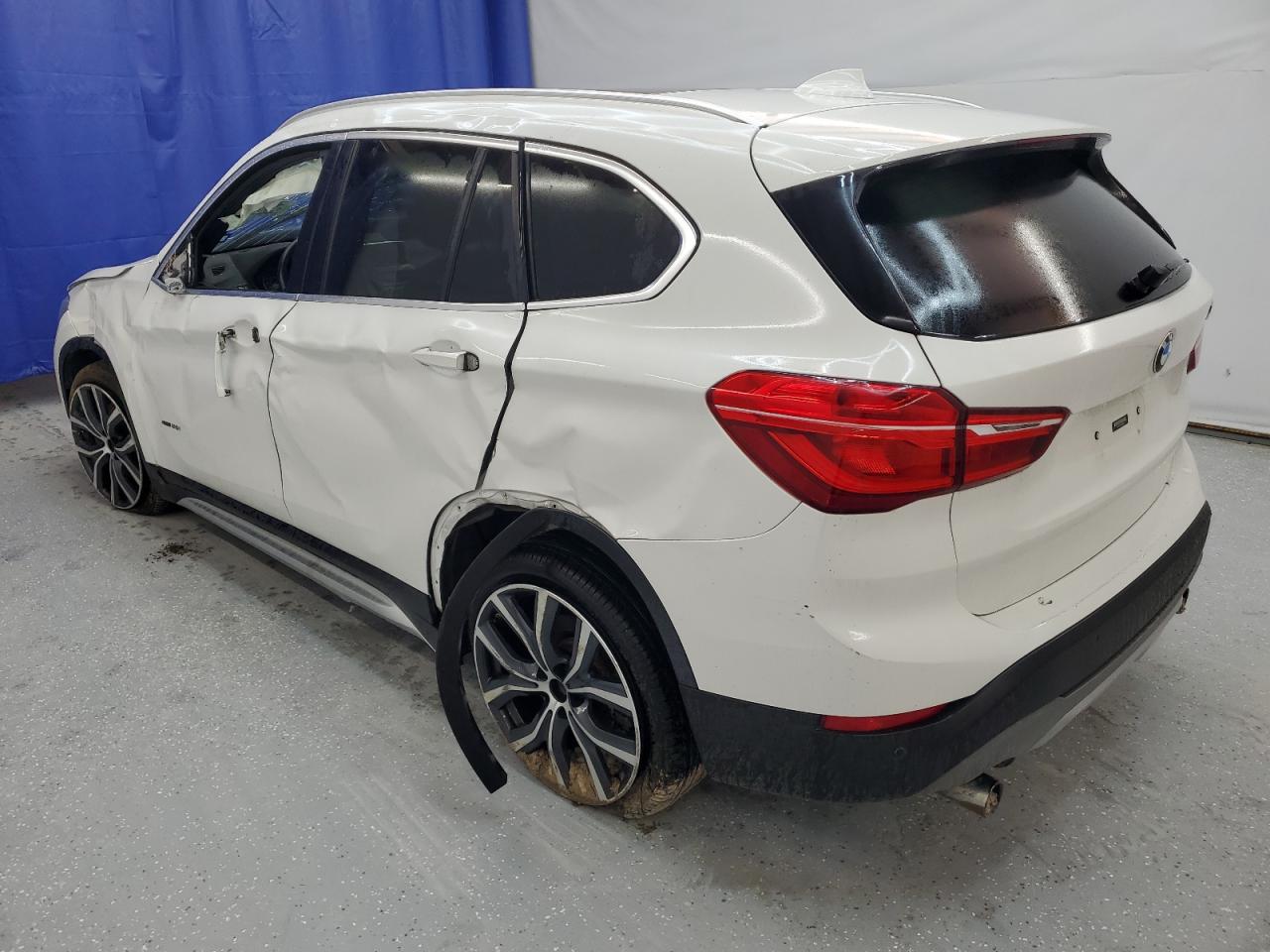 WBXHT3C3XGP885863 2016 BMW X1 xDrive28I