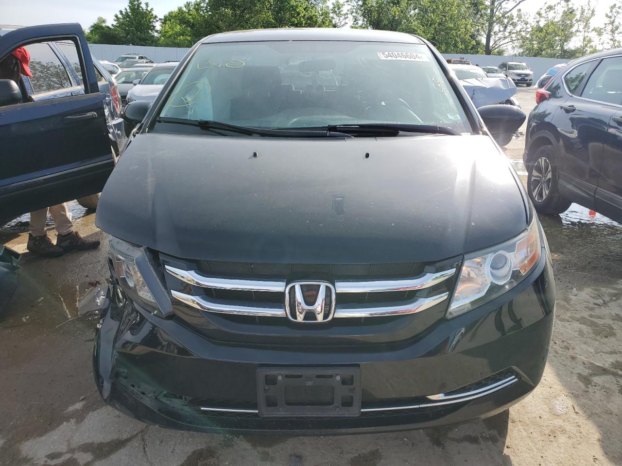 5FNRL5H3XGB159257 2016 Honda Odyssey Se