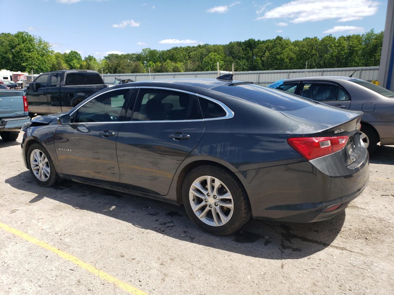 2017 Chevrolet Malibu Lt vin: 1G1ZE5ST2HF121014