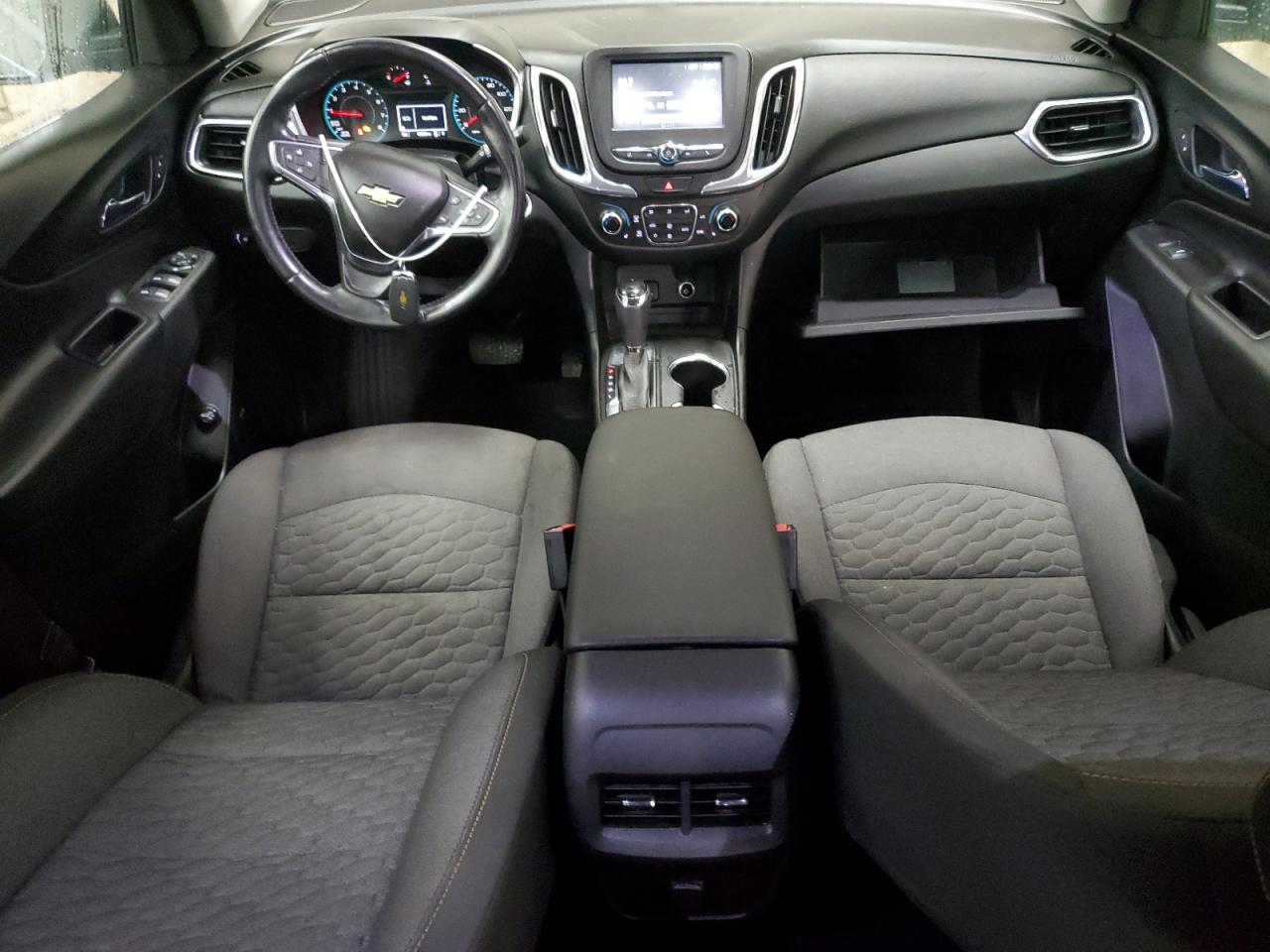 2GNAXJEV2J6196789 2018 Chevrolet Equinox Lt