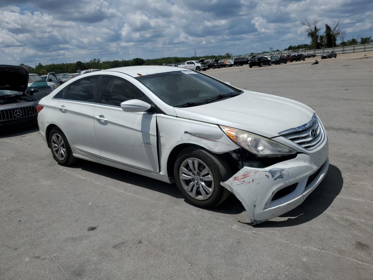 5NPEB4AC0CH367827 2012 Hyundai Sonata Gls