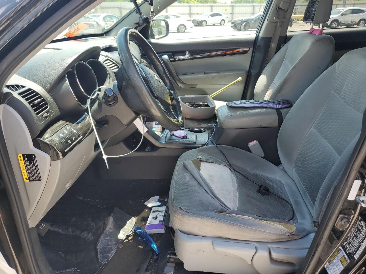 5XYKT3A62CG295282 2012 Kia Sorento Base