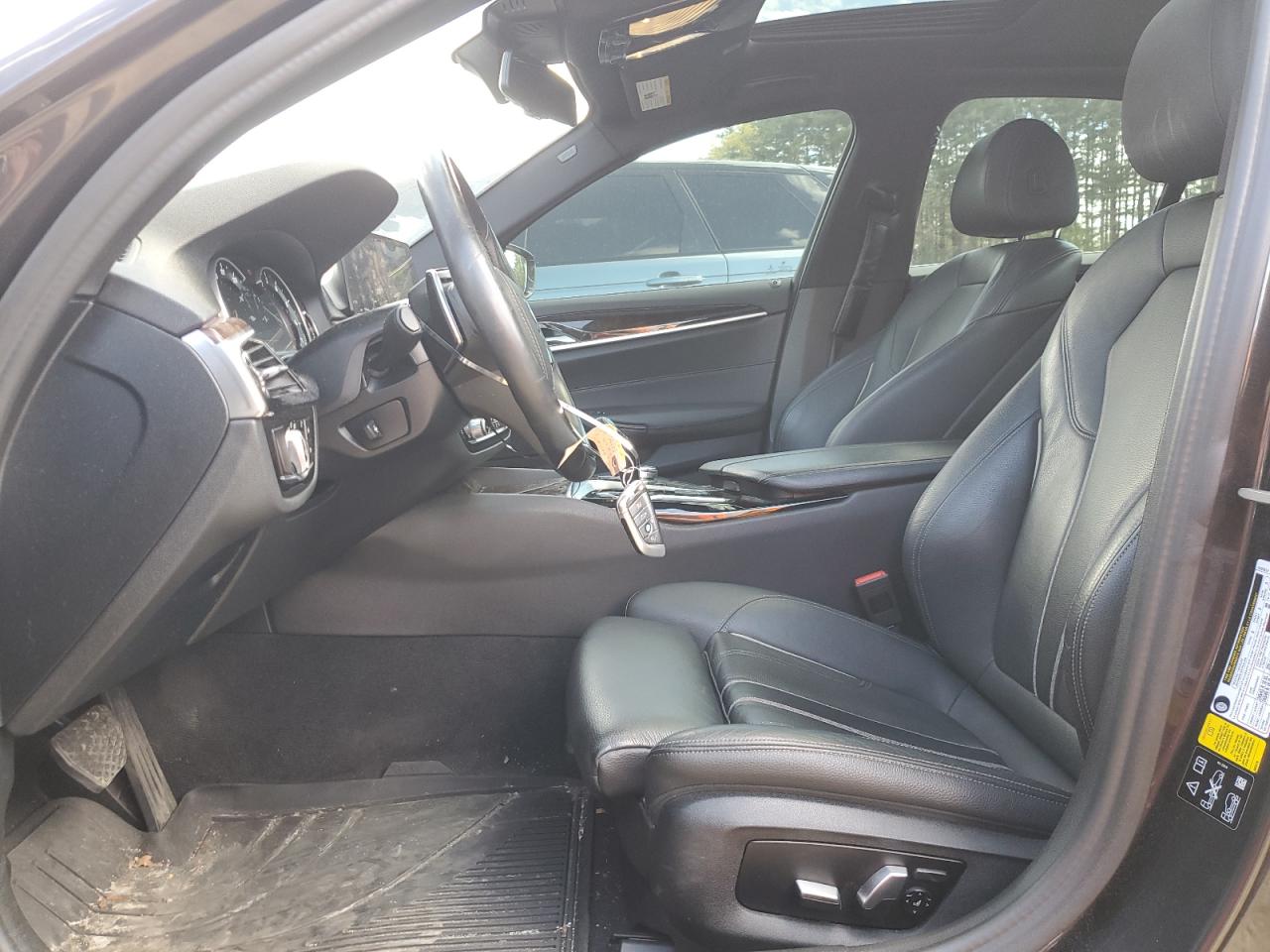 WBAJE7C5XKWW08451 2019 BMW 540 Xi