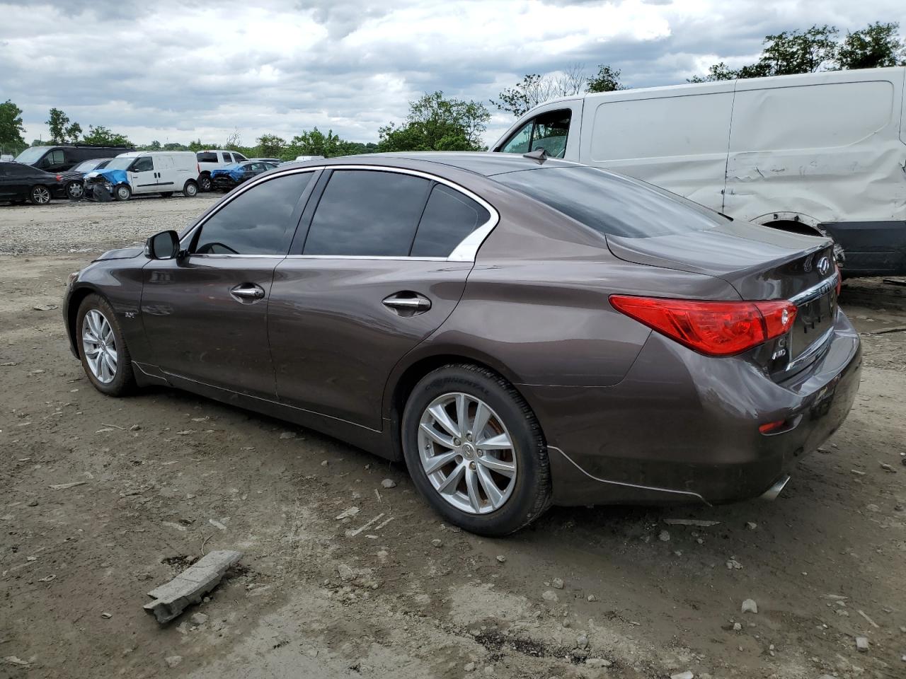 JN1EV7AR9HM840752 2017 Infiniti Q50 Premium