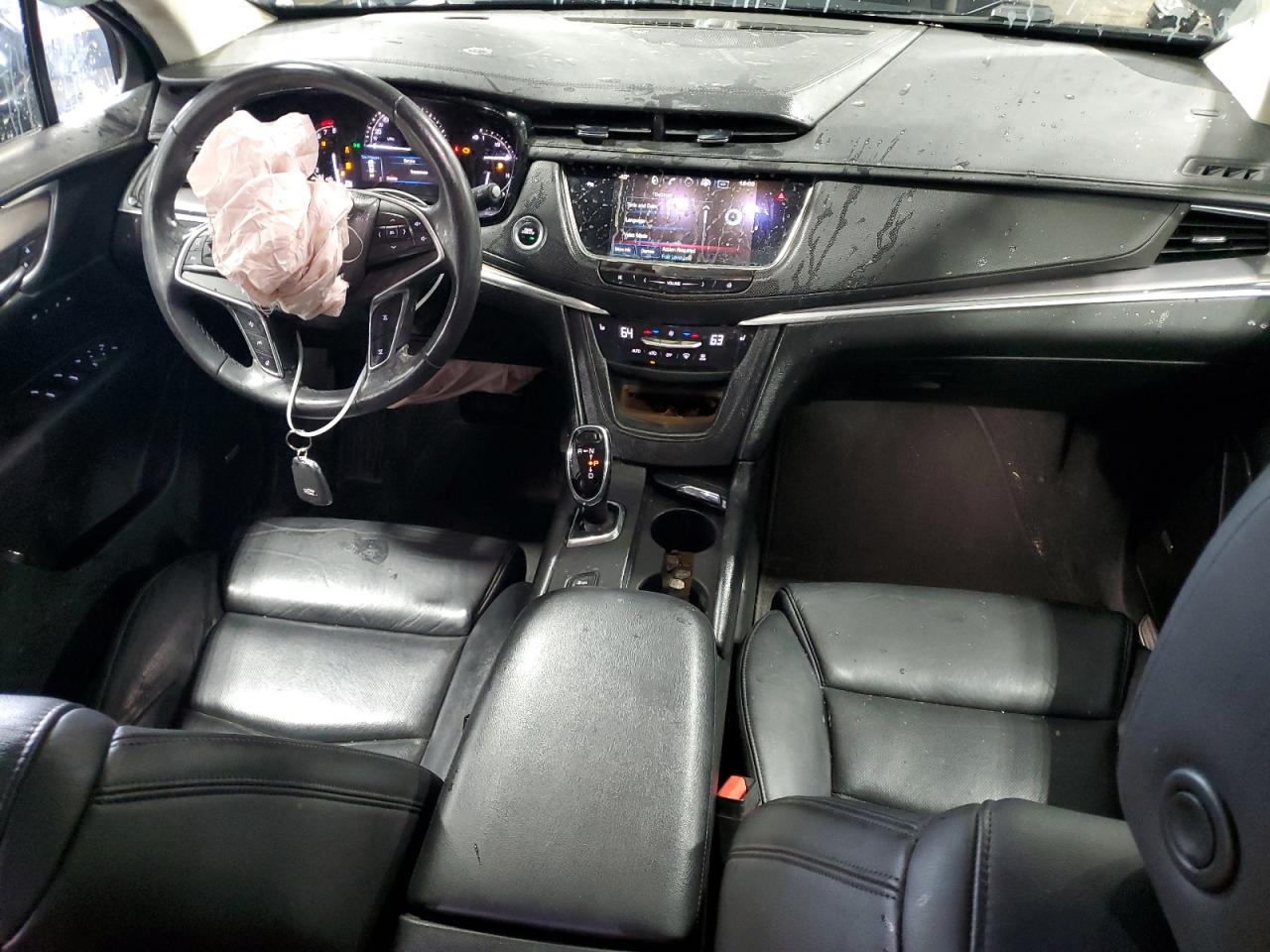 1GYKNDRSXHZ100470 2017 Cadillac Xt5 Luxury