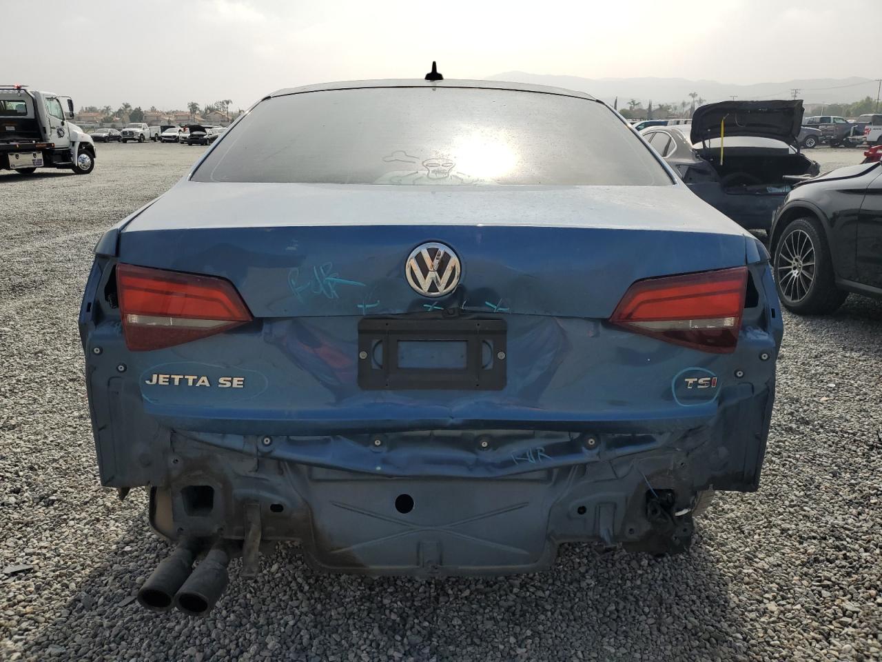 3VWDB7AJ1HM307579 2017 Volkswagen Jetta Se