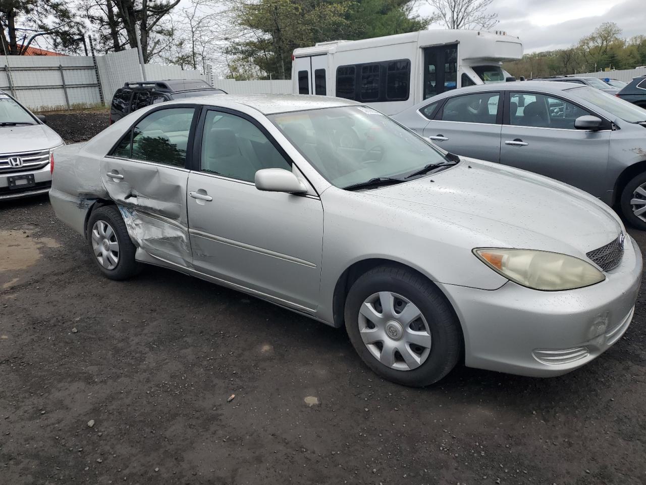 4T1BE32K74U925010 2004 Toyota Camry Le