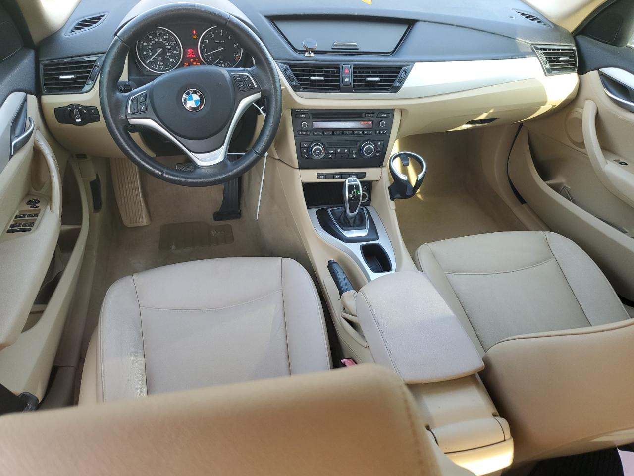 WBAVM1C58FV498979 2015 BMW X1 Sdrive28I