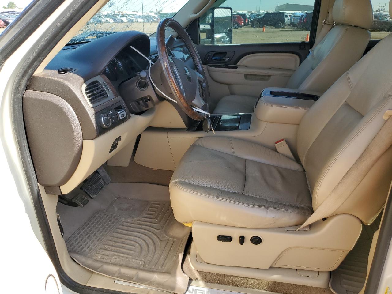 3GTP2XE22BG251077 2011 GMC Sierra K1500 Denali