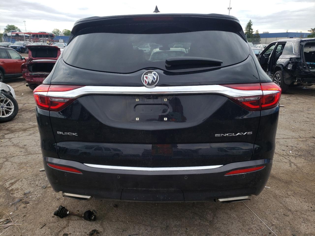 5GAERBKW9JJ156480 2018 Buick Enclave Essence