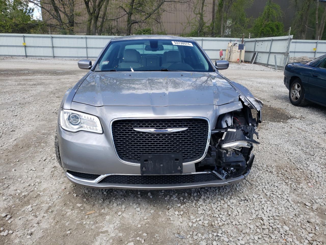 2C3CCARG8HH637398 2017 Chrysler 300 Limited