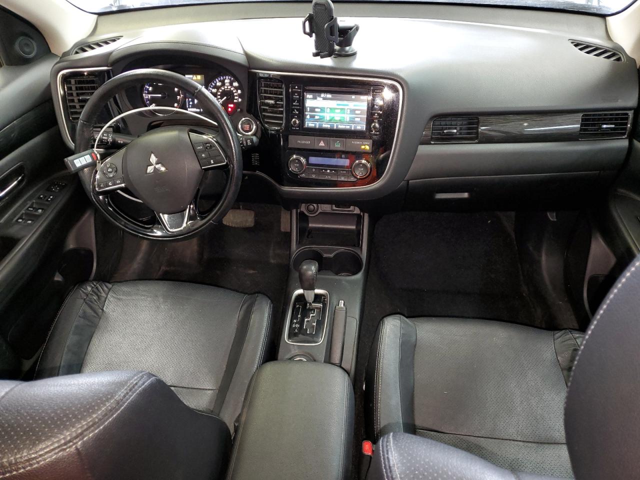 JA4AZ3A37GZ052262 2016 Mitsubishi Outlander Se