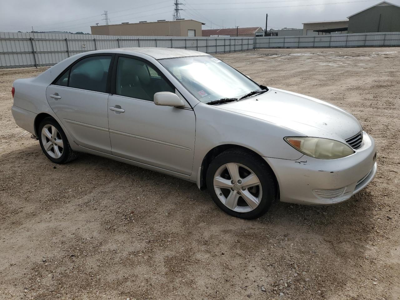 4T1BE32K65U086064 2005 Toyota Camry Le