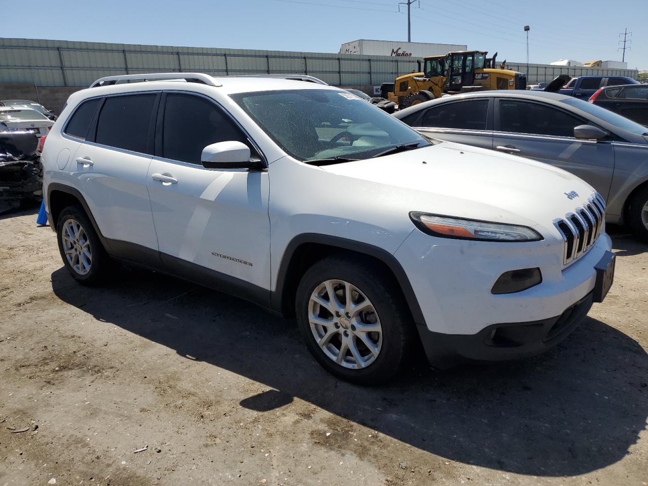 2016 Jeep Cherokee Latitude vin: 1C4PJLCBXGW110510