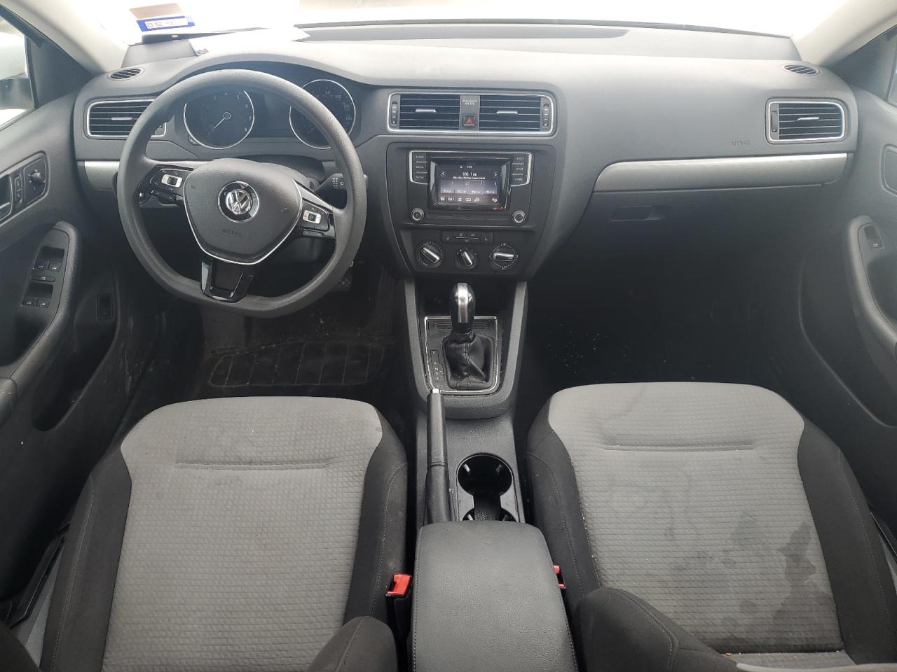 3VW2B7AJ1HM240957 2017 Volkswagen Jetta S