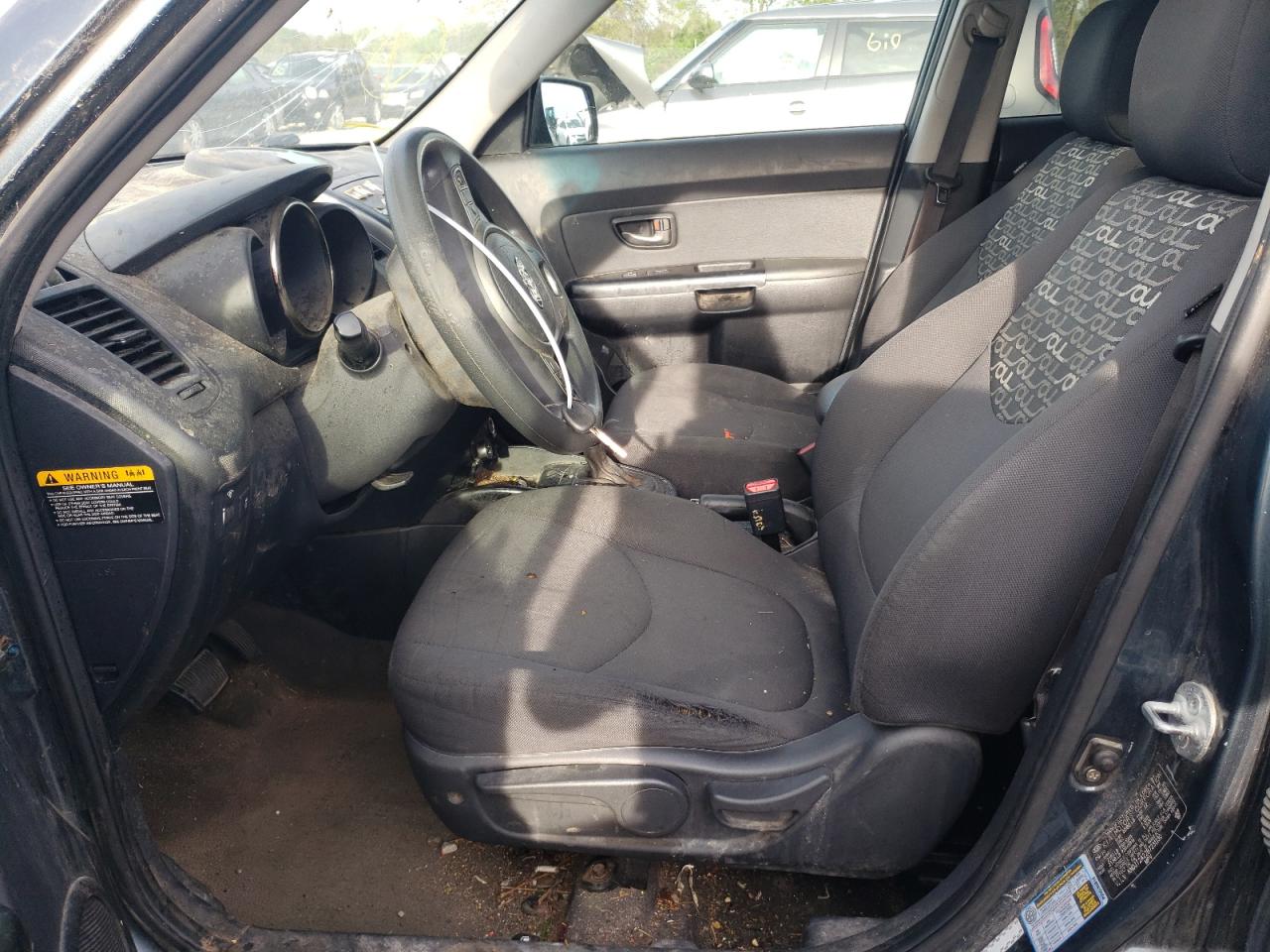 KNDJT2A22B7231130 2011 Kia Soul +