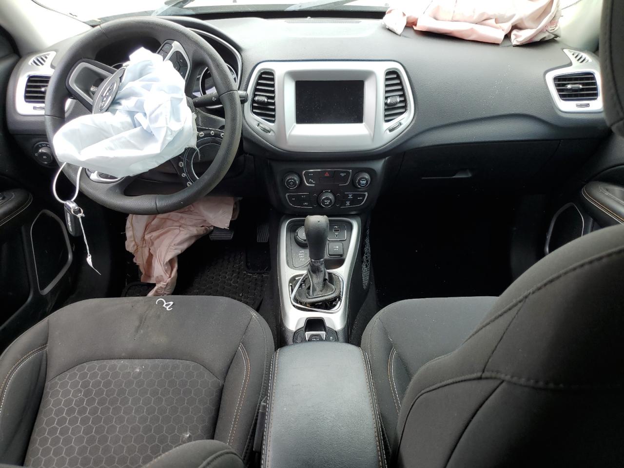 3C4NJDAB8KT776361 2019 Jeep Compass Sport