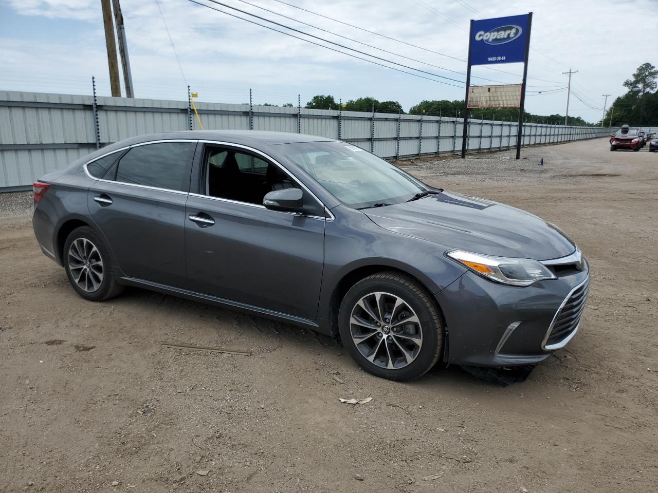 4T1BK1EB5JU284699 2018 Toyota Avalon Xle