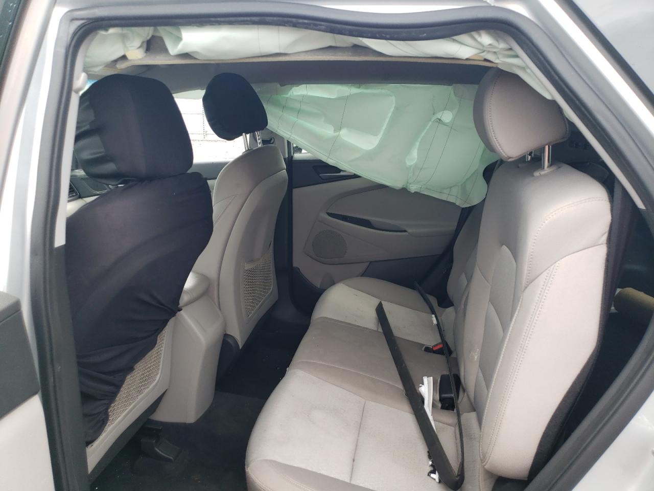 KM8J23A4XGU237434 2016 Hyundai Tucson Se