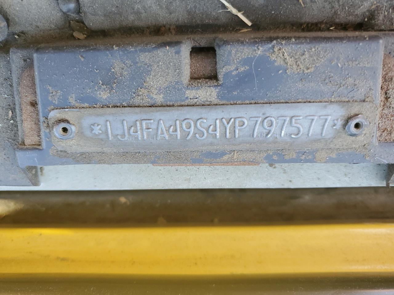 1J4FA49S4YP797577 2000 Jeep Wrangler / Tj Sport