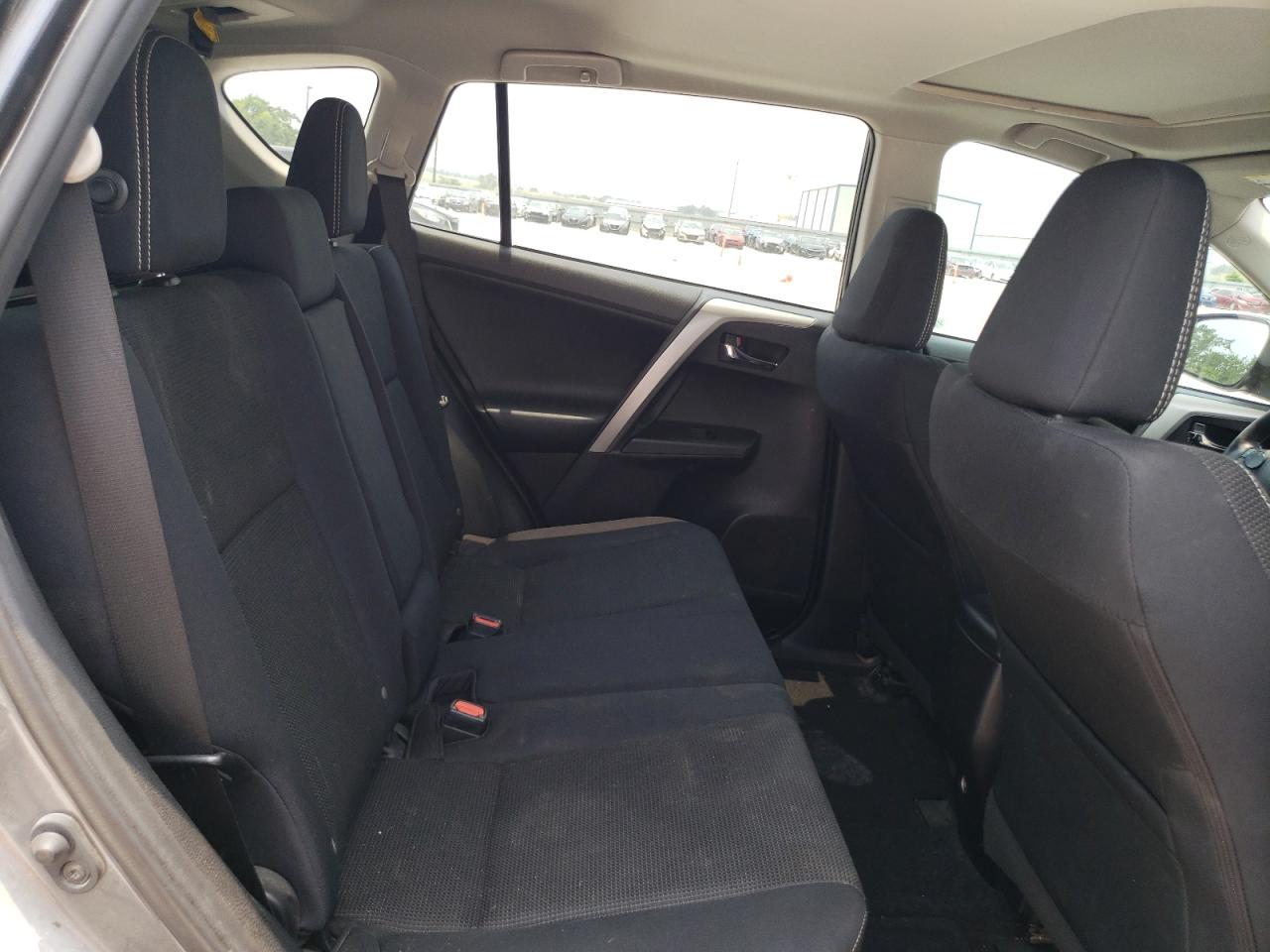 2T3WFREV3HW382646 2017 Toyota Rav4 Xle