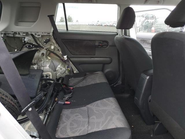2015 Scion xB - Image 10