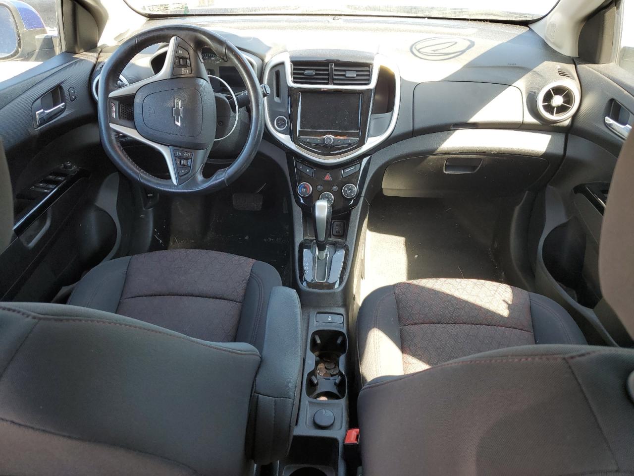 1G1JD6SB7J4140852 2018 Chevrolet Sonic Lt