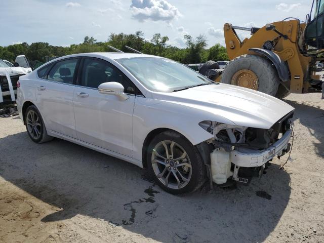 3FA6P0CD5LR143962 Ford Fusion SEL 4