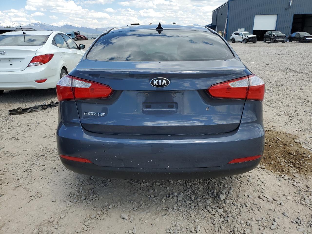 KNAFK4A68E5057083 2014 Kia Forte Lx