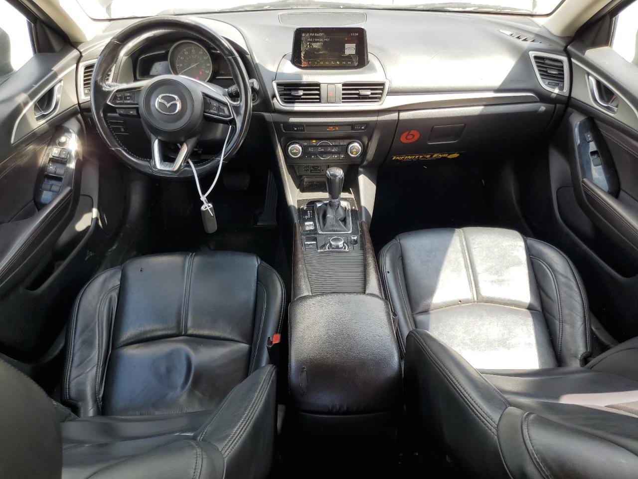 JM1BN1V71H1105433 2017 Mazda 3 Touring