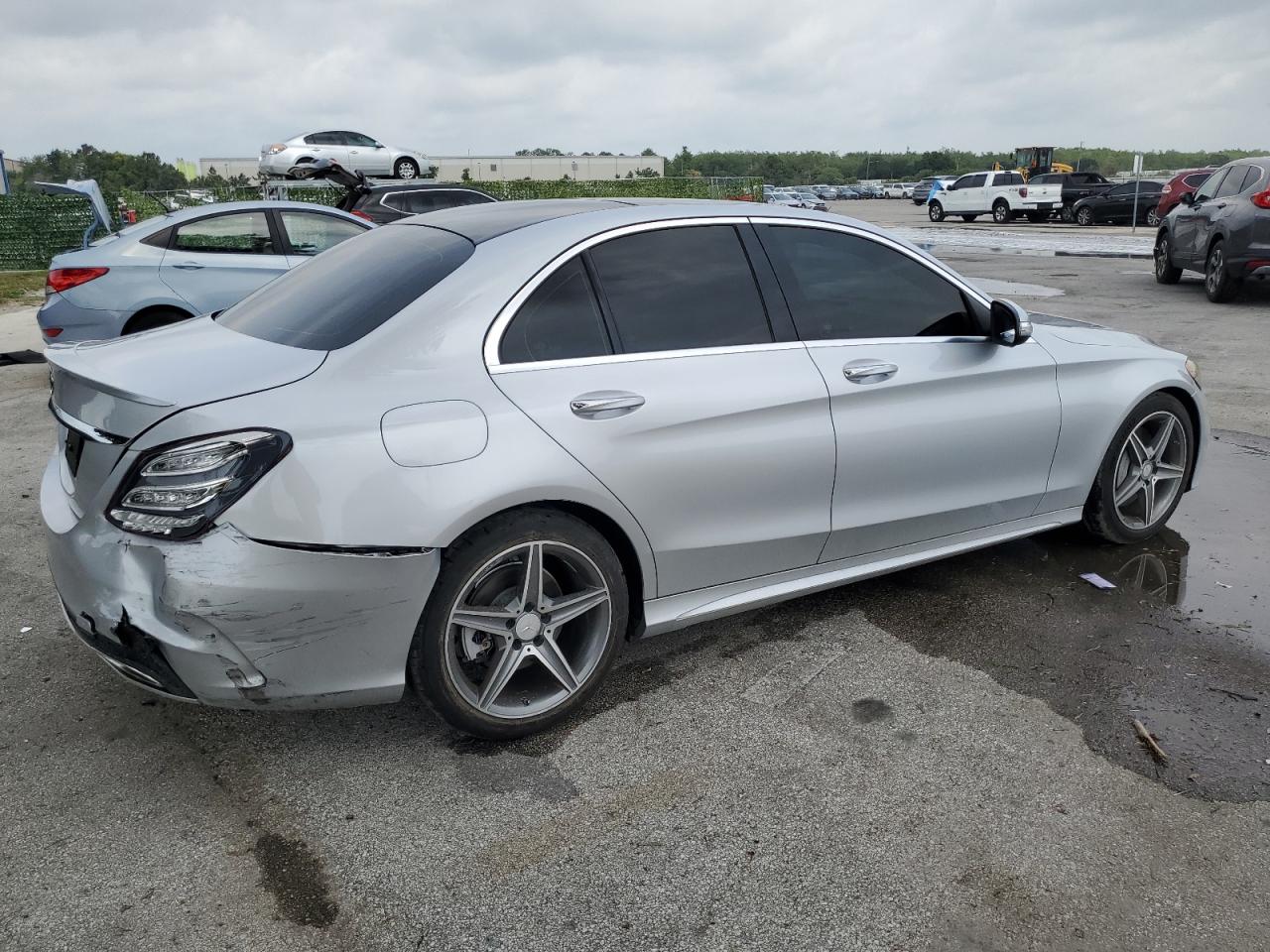 55SWF4JB7FU088201 2015 Mercedes-Benz C 300