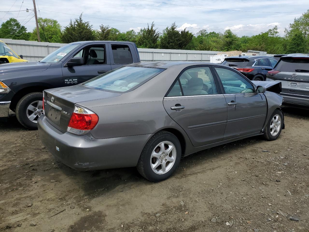 4T1BE30K75U988158 2005 Toyota Camry Le