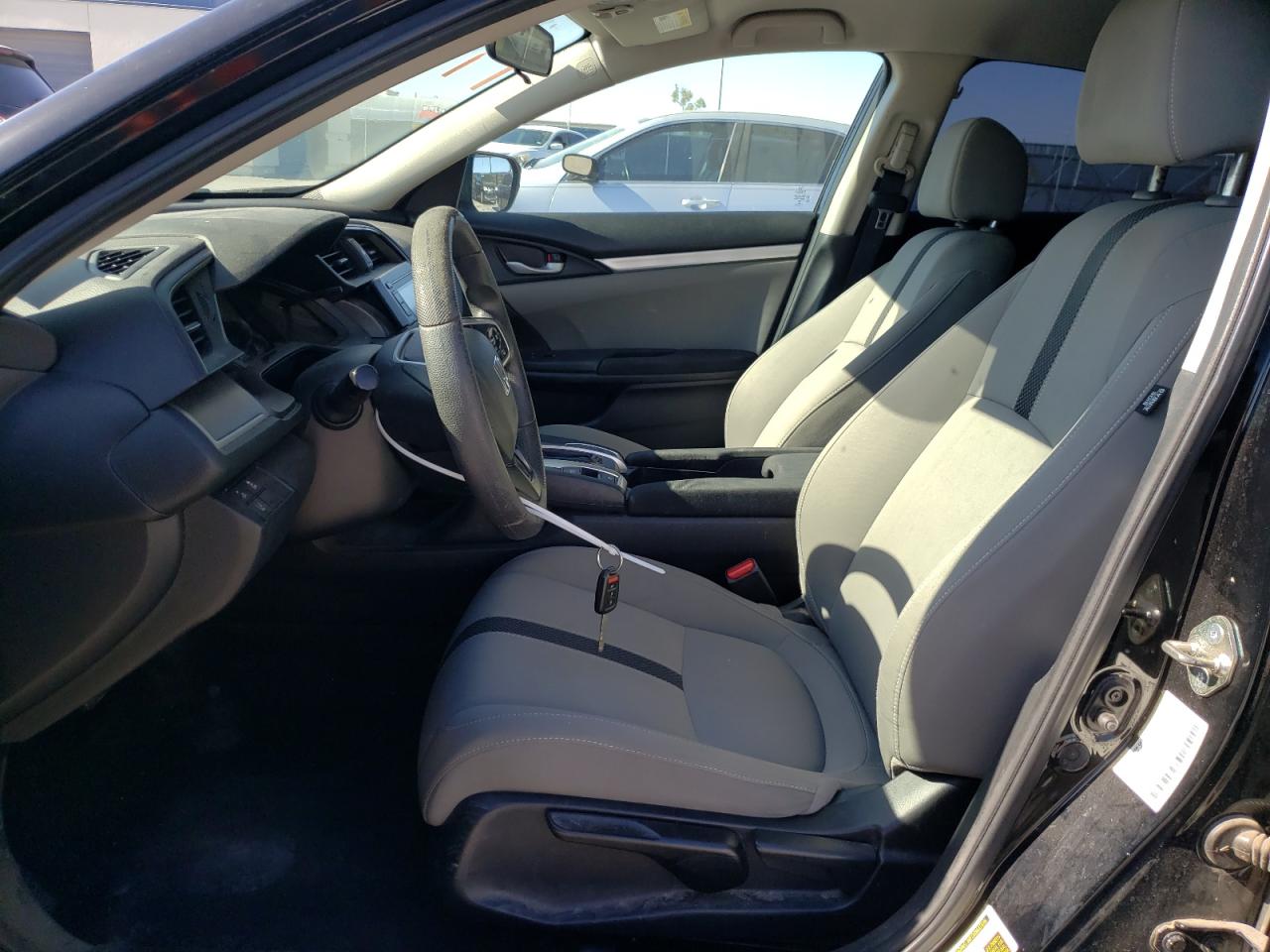 2HGFC2F67KH507874 2019 Honda Civic Lx