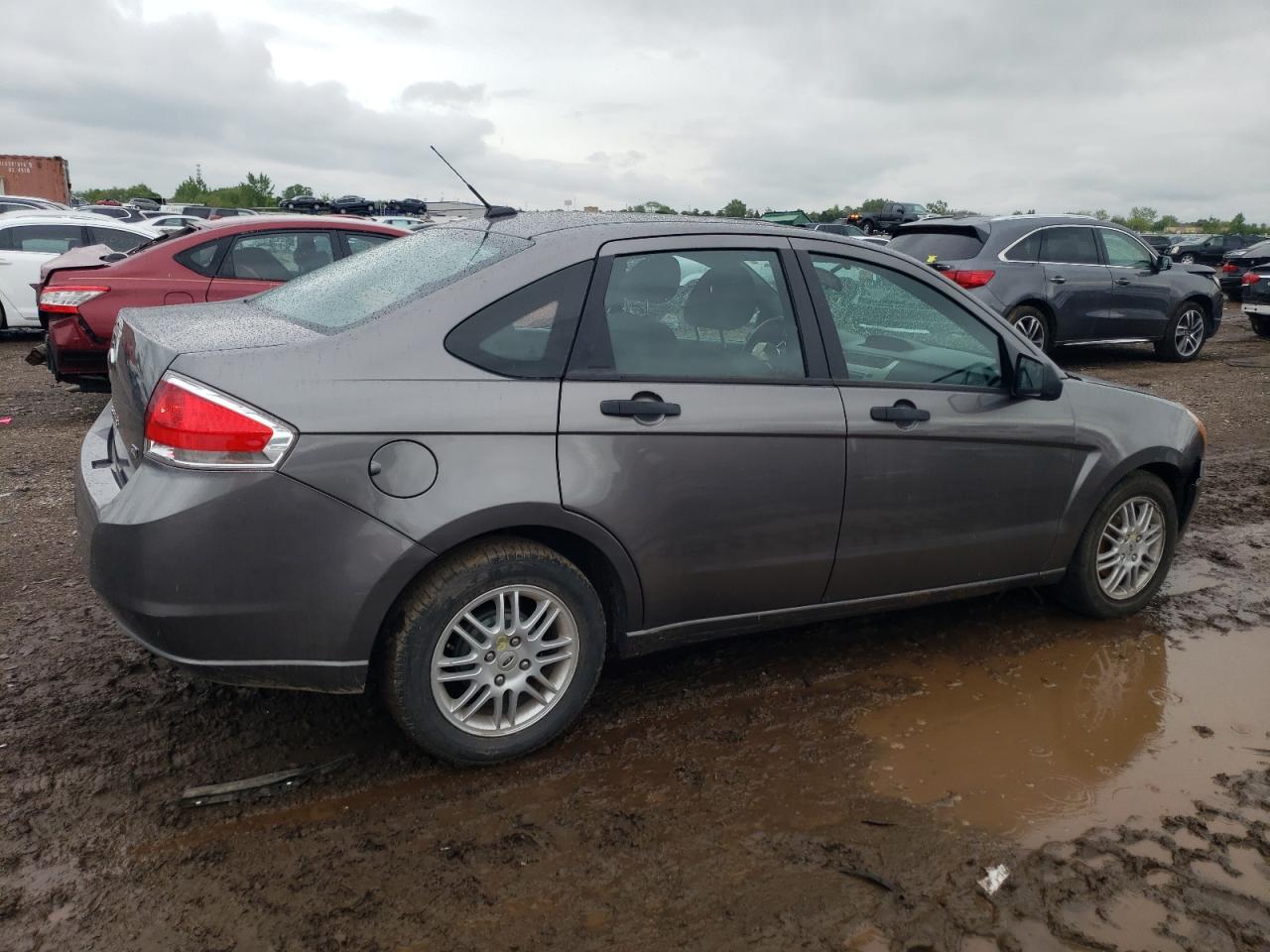 1FAHP3FN9BW187828 2011 Ford Focus Se