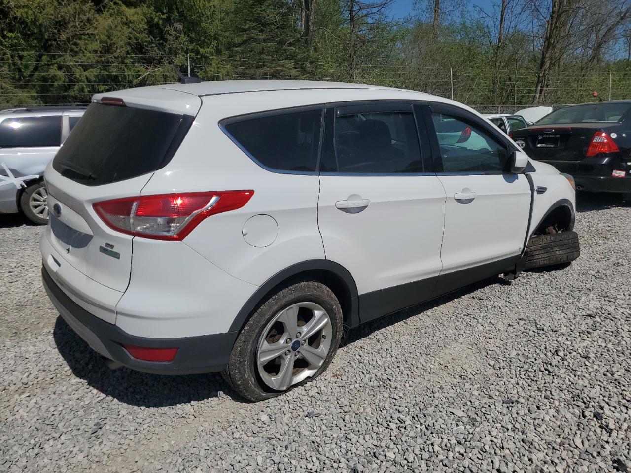 1FMCU0GX1EUD15017 2014 Ford Escape Se