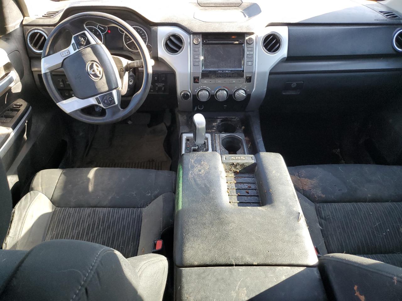 5TFDW5F15HX633528 2017 Toyota Tundra Crewmax Sr5