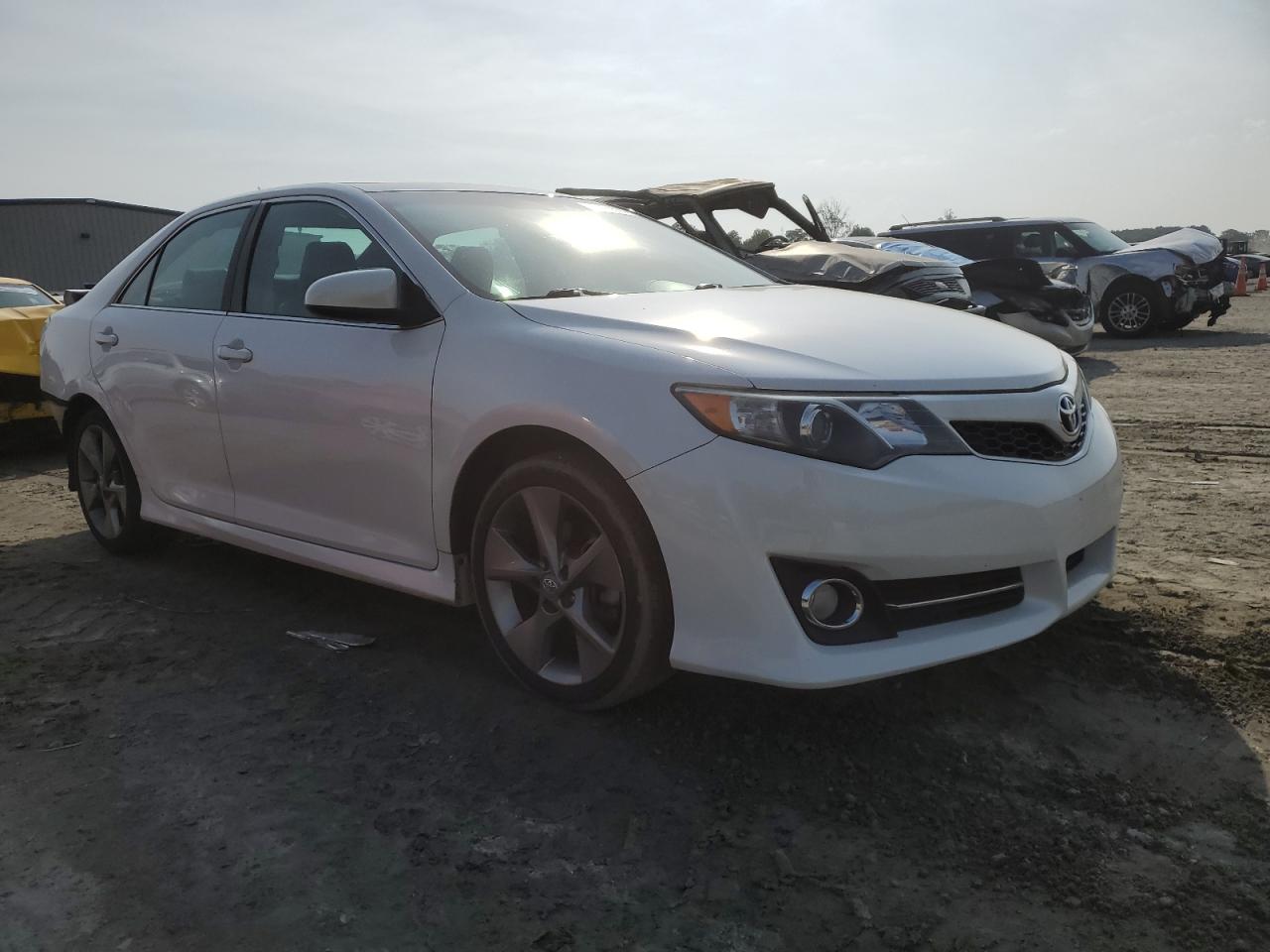 4T1BF1FK0EU446621 2014 Toyota Camry L