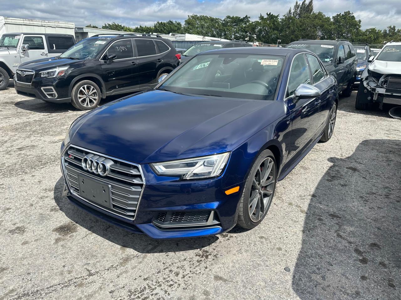 WAUB4AF43JA001908 2018 Audi S4 Premium Plus