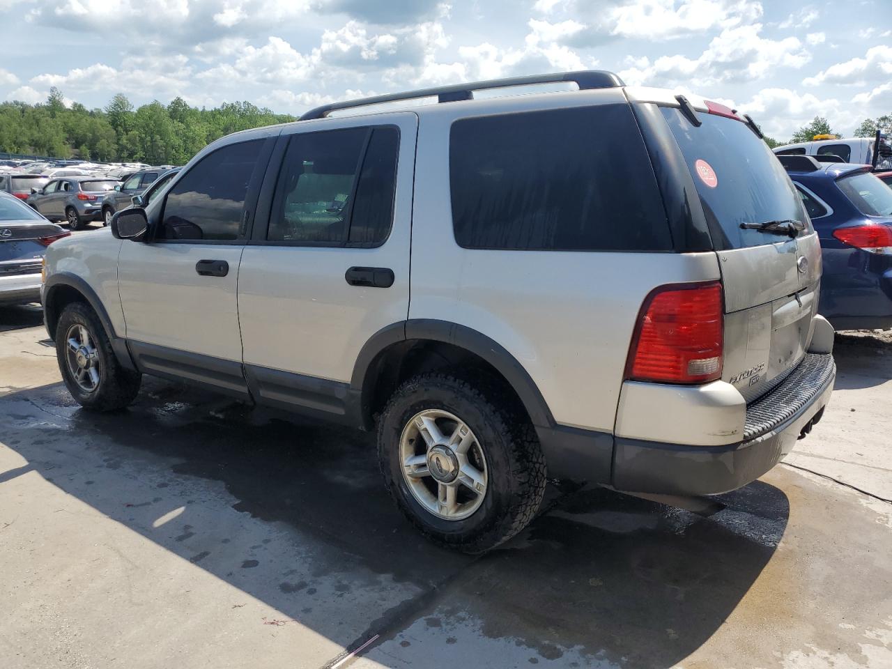 1FMZU73K93UB32104 2003 Ford Explorer Xlt