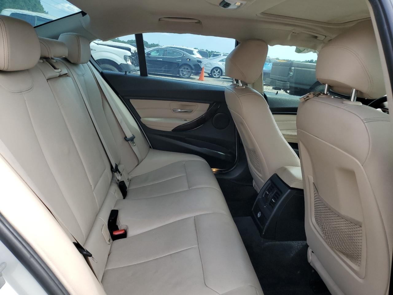 WBA3D3C50FK157855 2015 BMW 328 D