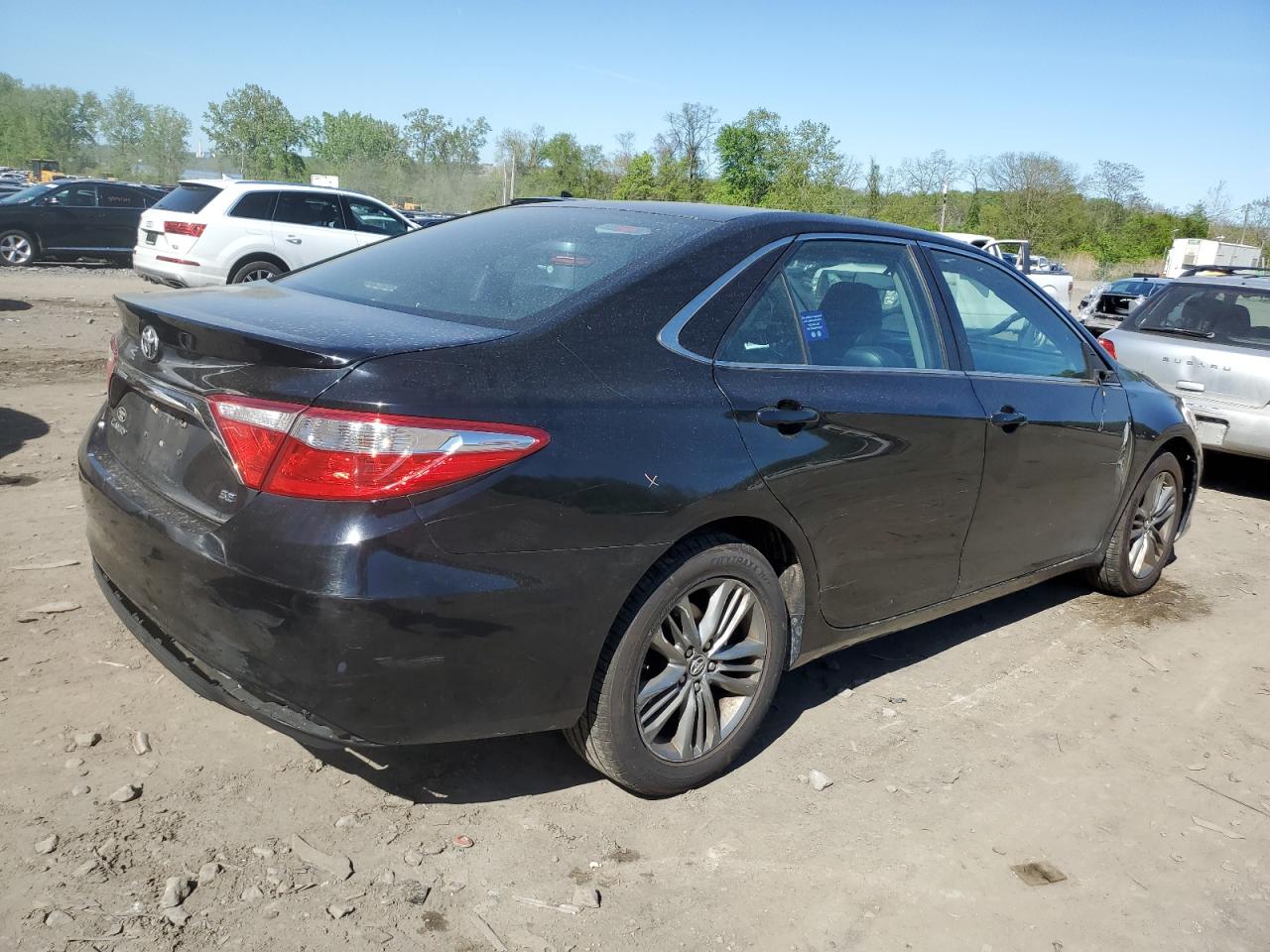 4T1BF1FKXFU056918 2015 Toyota Camry Le