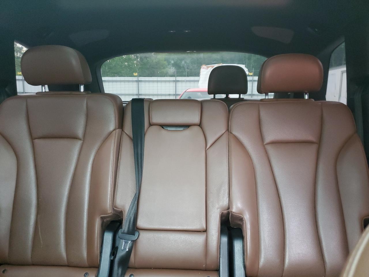 WA1VAAF71HD021483 2017 Audi Q7 Prestige