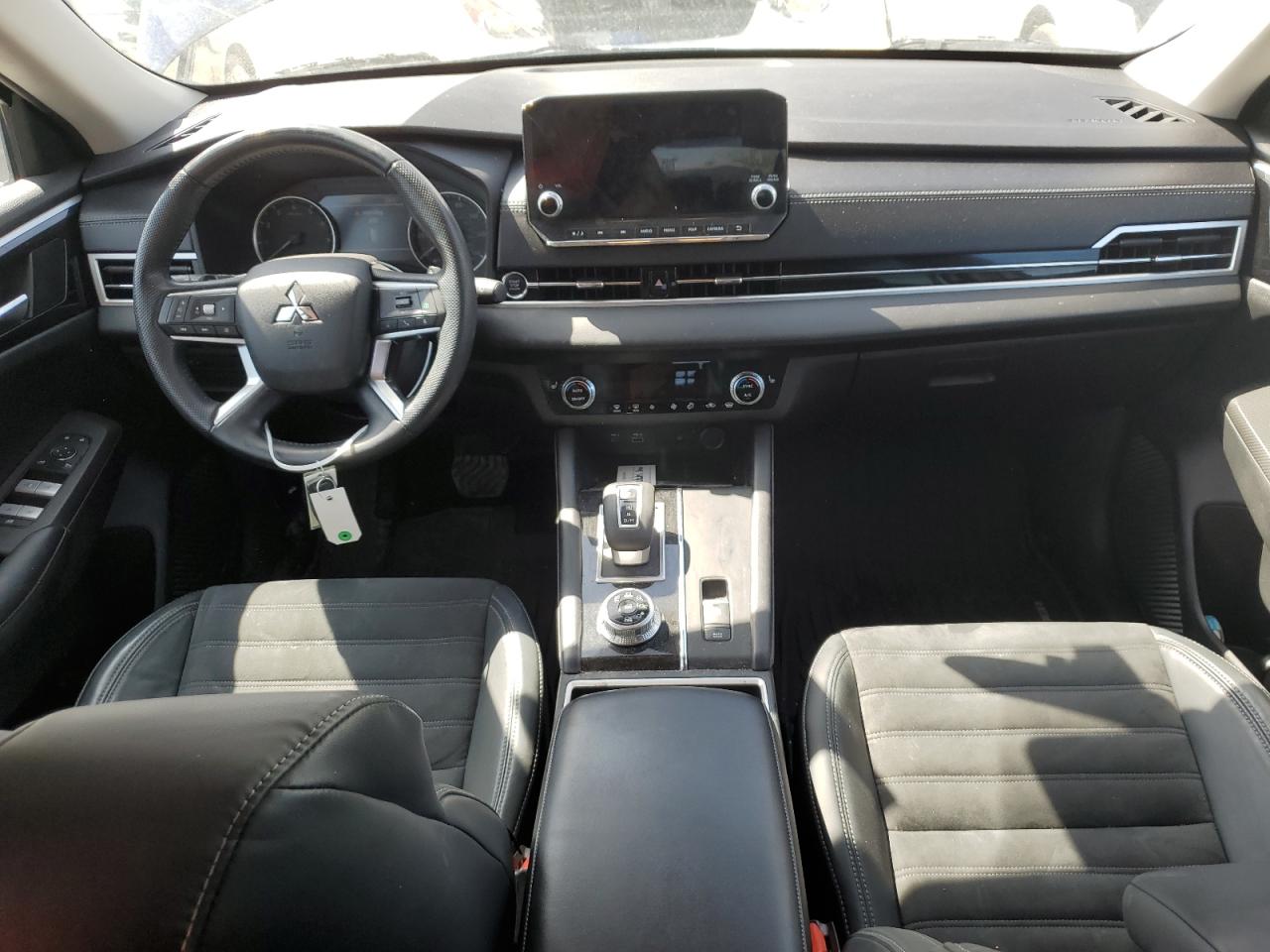 JA4J4UA83NZ048884 2022 Mitsubishi Outlander Se