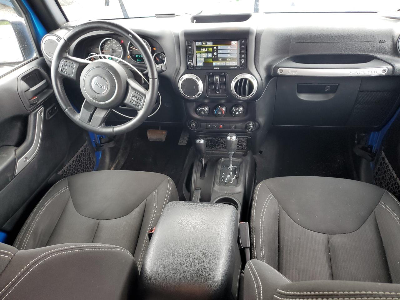 1C4BJWEGXGL204148 2016 Jeep Wrangler Unlimited Sahara