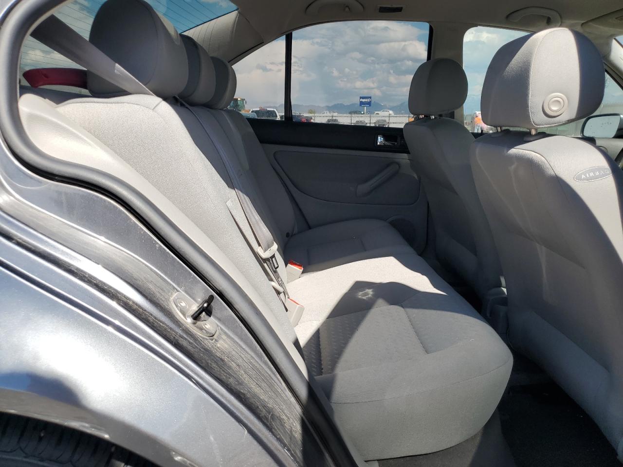 3VWRK69M24M037075 2004 Volkswagen Jetta Gl