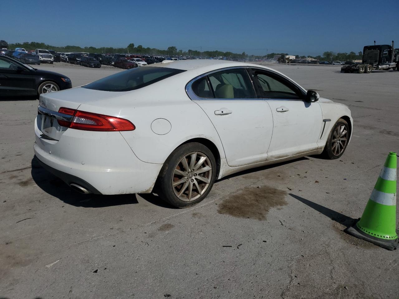 SAJWA0FB9CLS54438 2012 Jaguar Xf