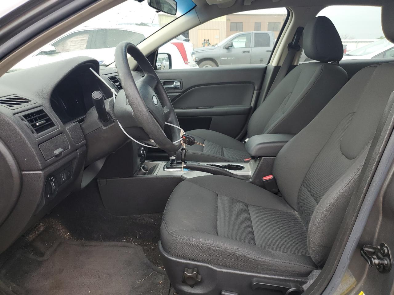 3FAHP0HA8AR372267 2010 Ford Fusion Se