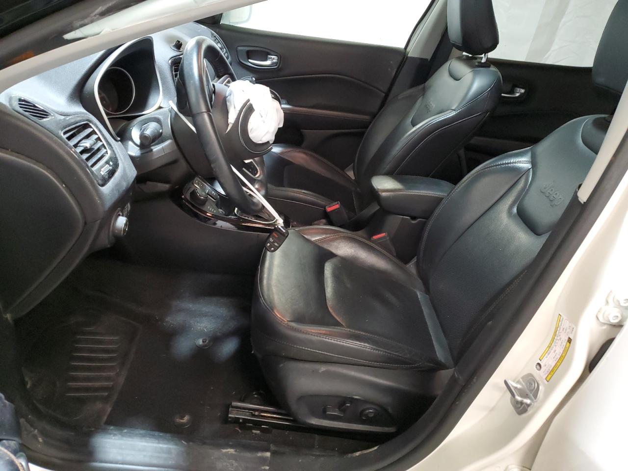 3C4NJDCB4JT179767 2018 Jeep Compass Limited