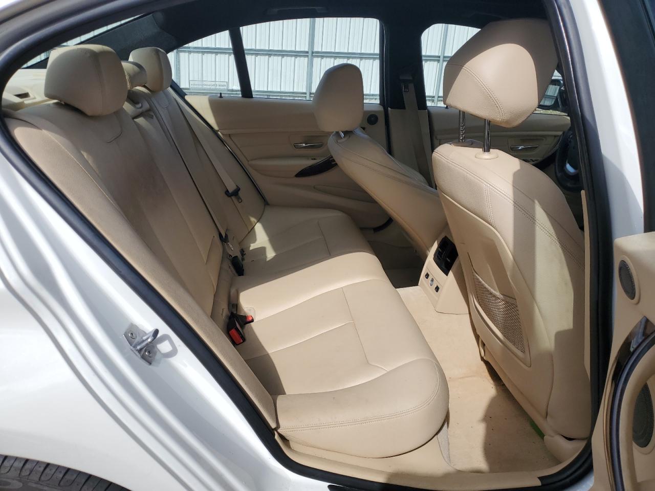 WBA3B5C53FP653107 2015 BMW 328 Xi Sulev